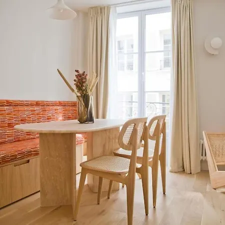 Lola - Design 2br Mouffetard Pantheon Apartment